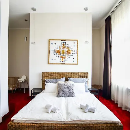 Apartament Red King *