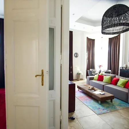 Red King Apartament *
